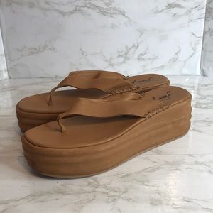 Free People Women's Havana Thong Flatform Sandals - Tan size 10